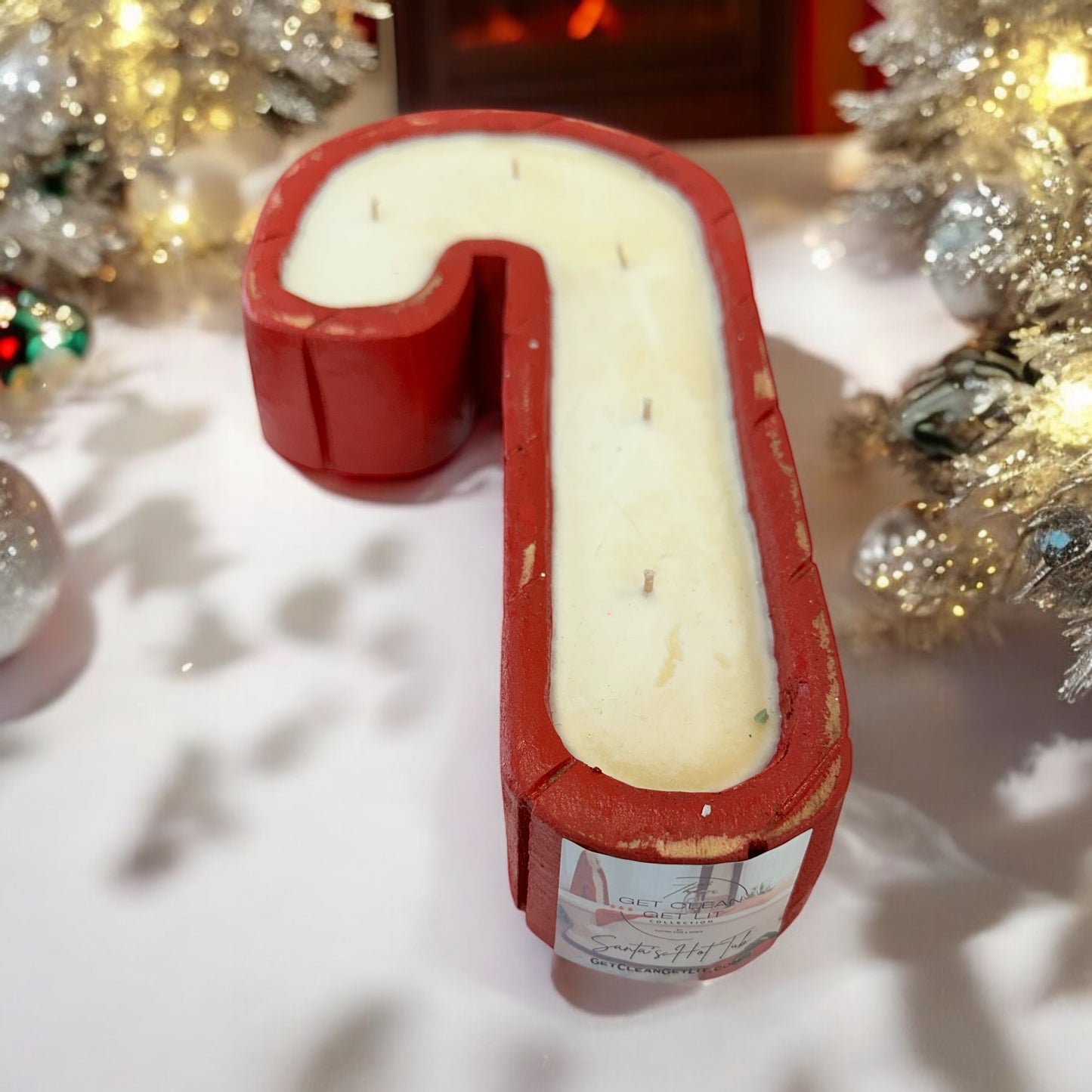 Candy Cane Shaped - Santa's Hot Tub Scent